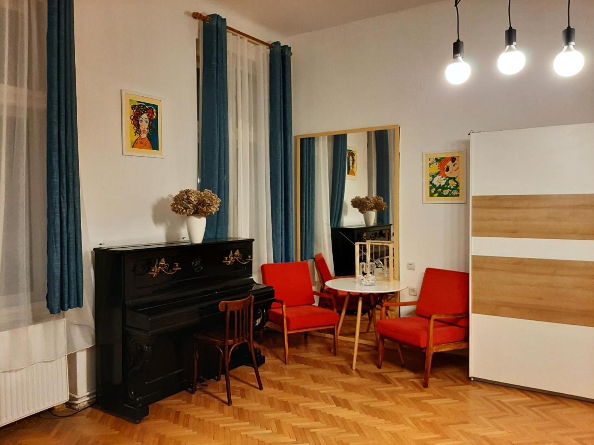 Venus Apartment Brasov Luaran gambar